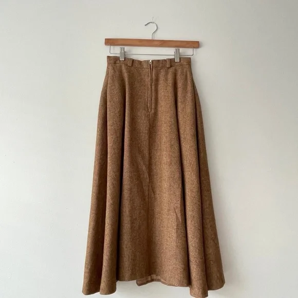 Vintage Pleated Wool Skirt - Picture 3 of 4